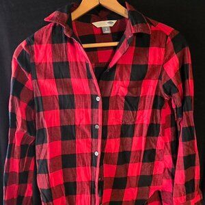 Old Navy Men's Red and Black Flannel Shirt Small